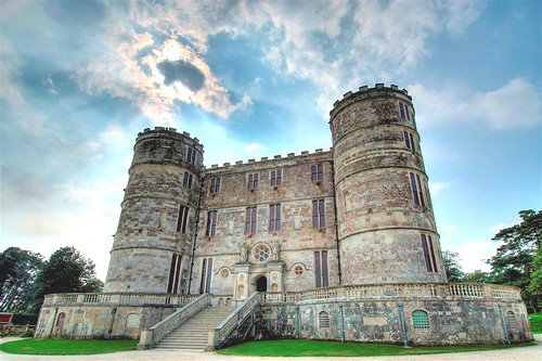 Lulworth Castle.jpg